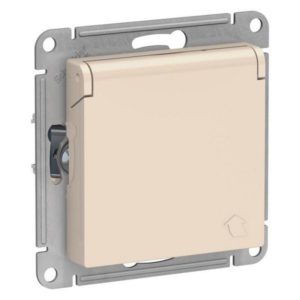 Механизм розетки 1-м СП AtlasDesign 16А IP20 с заземл. беж. с крышкой